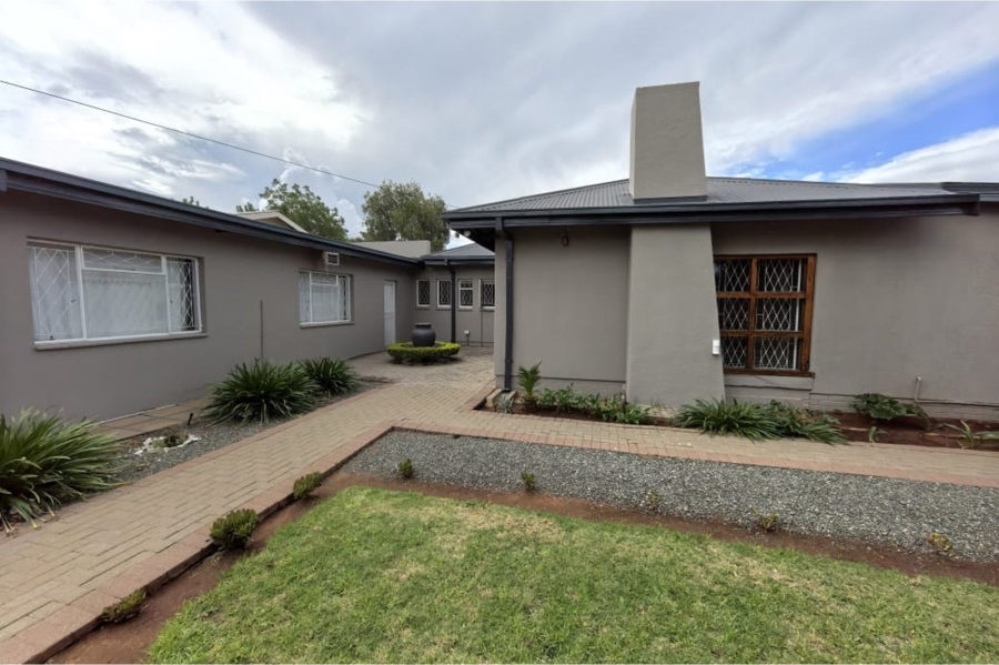 4 Bedroom Property for Sale in Labram Northern Cape